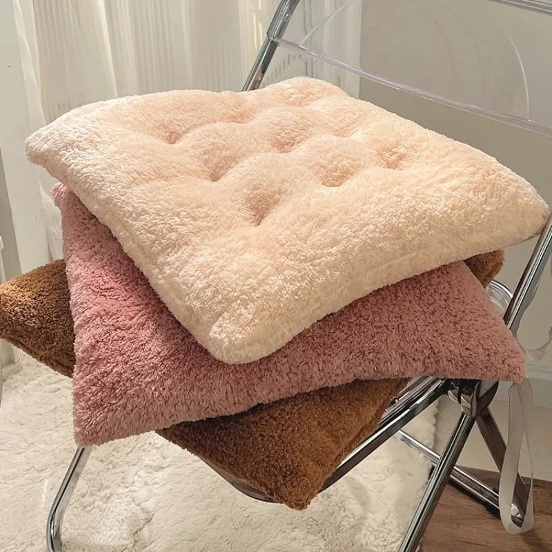 Simple Plush Seat Cushion Fart Cushion Office Sitting Wonder Ins Style Thickened Seat Student Classroom Cushion Winter Simple