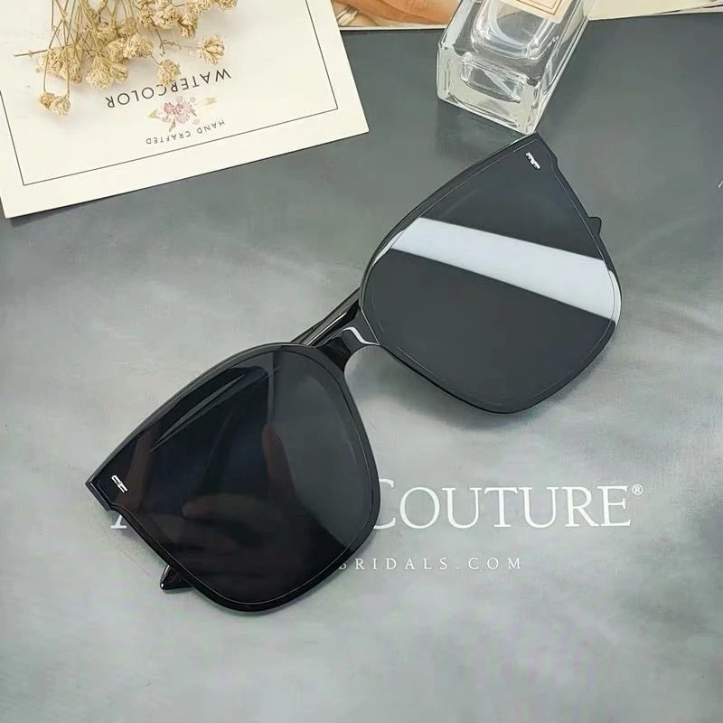 New Sunglasses Women High Quality Retro Sunglasses Women Classic Square Glasses Women/Men Luxury Oculos De sol