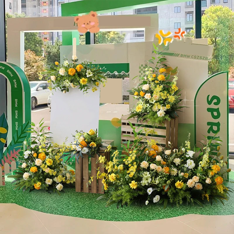 برتقالي أصفر وردي أخضر يترك ترتيب الزهور لإطار الزفاف خلفية الحدث الجدول المركزية الكرة الطابق زهرة صف