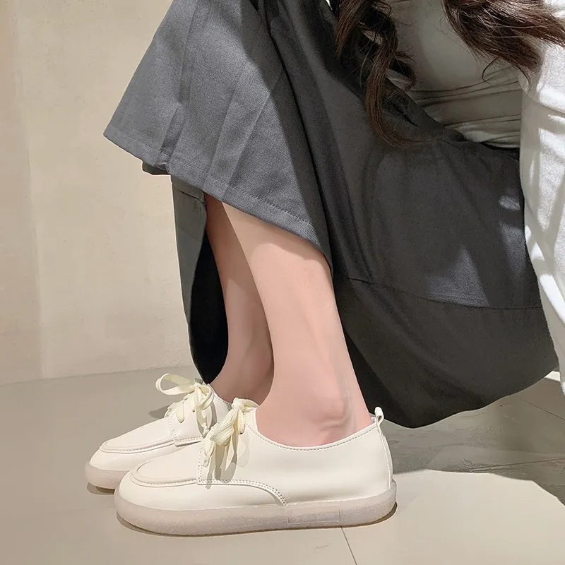 جولة تو أحذية نسائية منصة الأحذية النسائية النمط البريطاني المتسكعون مع الفراء حذاء رياضة كاجوال الخريف قباقيب الصيف الرجعية الراحة