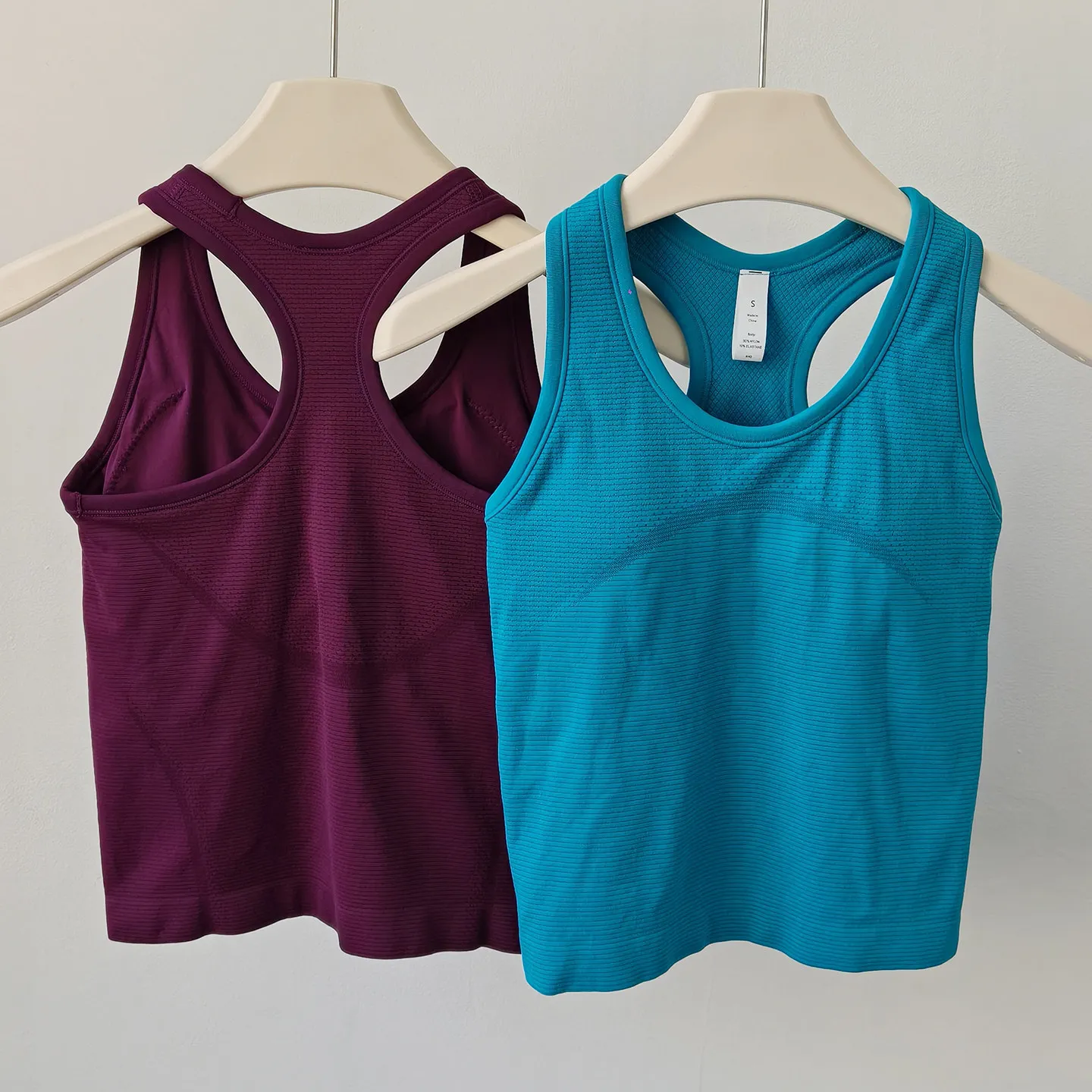 All-in-One Yoga-Wear I-förmige Weste für Damen Julong Stoßfeste Atmungsaktive Lauf- und Fitnessbekleidung Sportliche Schlankmachende Ärmellose Weste – Detail 4