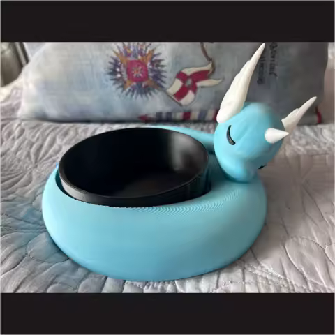 Cosplay of The Pok&eacute;mon Bowl Tray in Cartoon Style - Creative Pet Bowl-themed Peripheral for Tabletop Decoration and Gift Idea