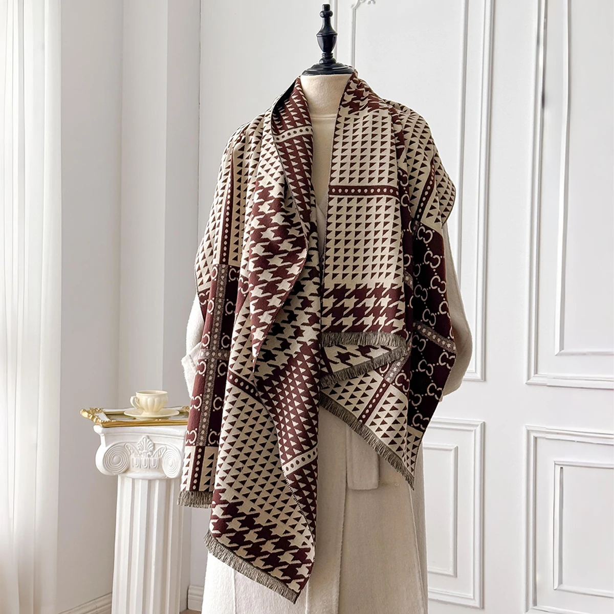 2025 Women's Luxury Cashmere Scarf Houndstooth Pattern Warm Pashmina Shawl Thick Cozy Blanket Wrap Foulard Winter Accessory