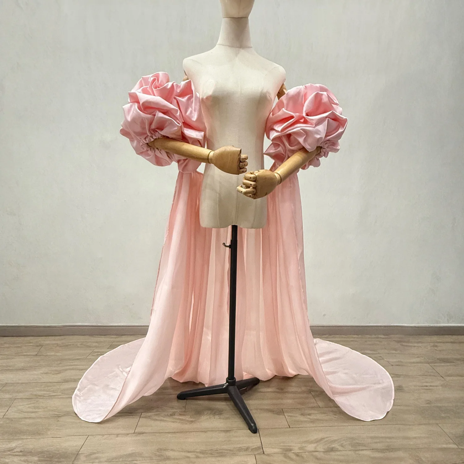 

Атласные свадебные болеро с рукавами невесты и свадебным плащом со шлейфом для официальной вечеринки, женские накидки для вечеринок