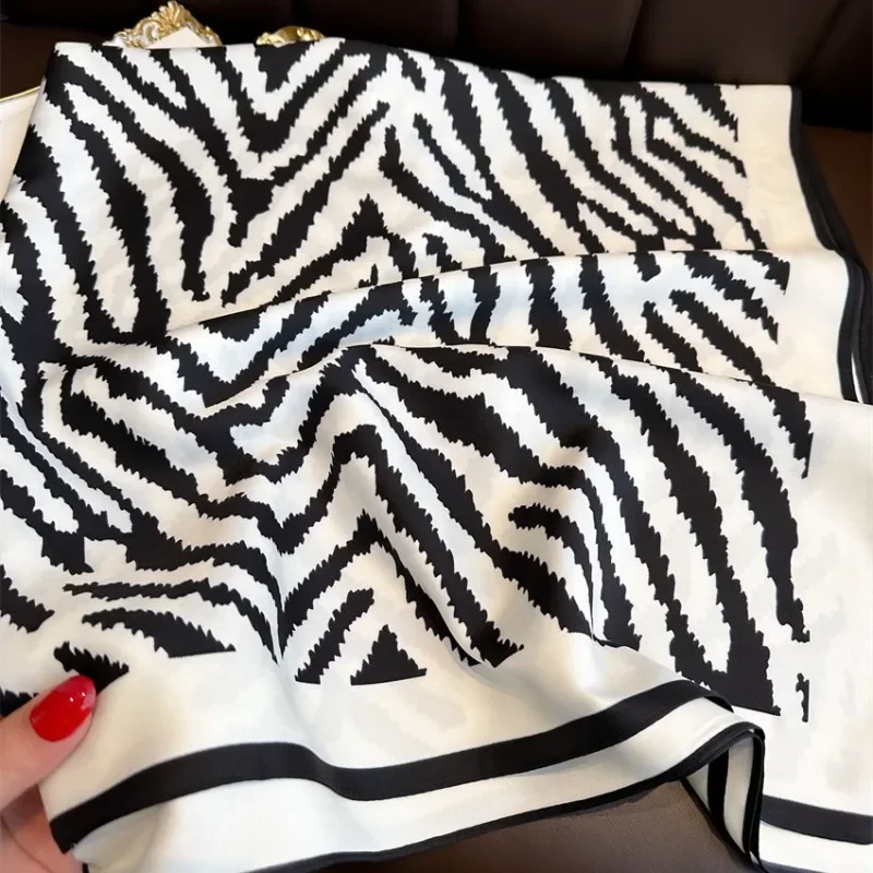 Fashionable Zebra-stripe Wraps 90*90cm Square Large Scarf Black White Stripe Summer Sun Protection Wraps