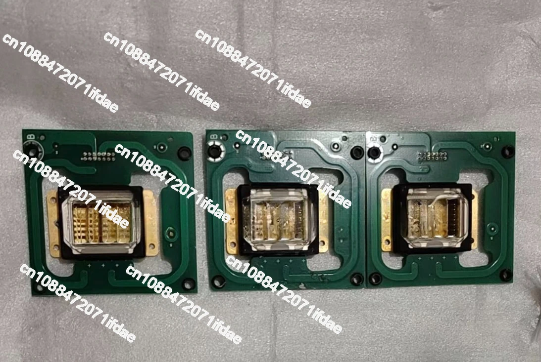 

Nichia NUMM31/36/34/37 High Power Tri-Color Laser Module