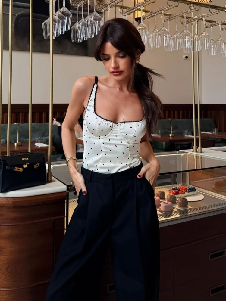 

Chic Women Retro White Polka Dot Sling Vest Sleeveless Off Shoulder Patchwork Slim Short Top 2026 Lady Daily Commute Chic Wear