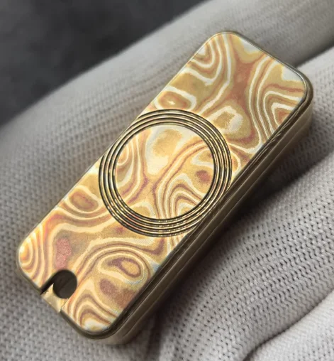 GD Tang Dou EDC Square Candy Brand Promotion GD Copper Horse Square Candy B Fingertip Gyroscope Stress Relief Toy