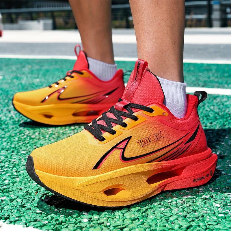 

Sports Training Shoes for Middle School Students: Racing Shock-Absorbing Running Shoes with Carbon Plate, Summer Soft Sole Breat