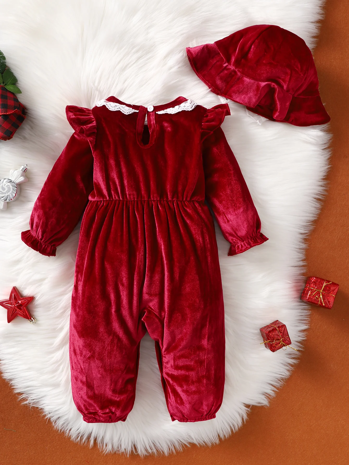 Cute Baby Girl Red Velvet surface Lace Bodysuit +top hat 0-2 year old baby girl spring And autumn Bodysuit Festival Clothing