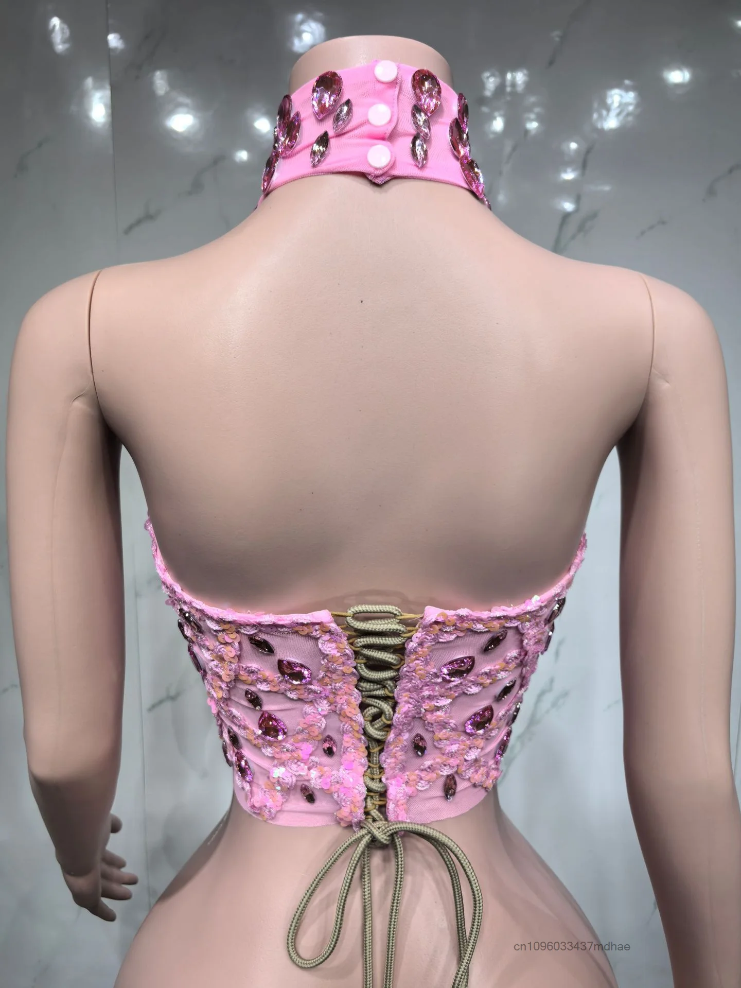Wysoki Kołnierz Błyszczący Dia – Evening Gown recenzja i cena