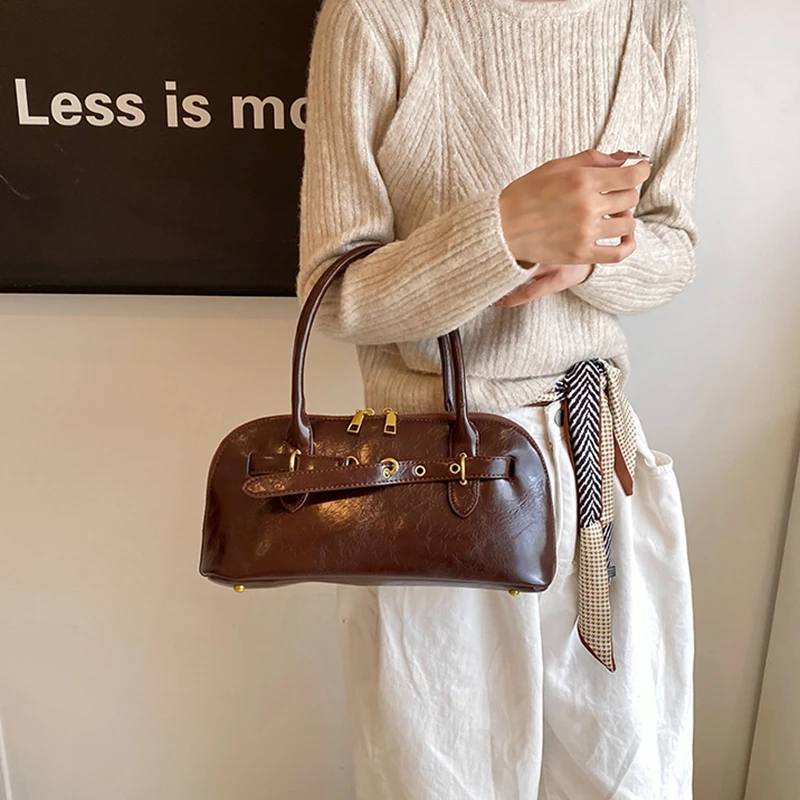 Brown Retro Underarm Shell Bag Fashion Handheld Commuter Bag Red Women 2024 Belt Chain Simple Large Capacity Crossbody Bag