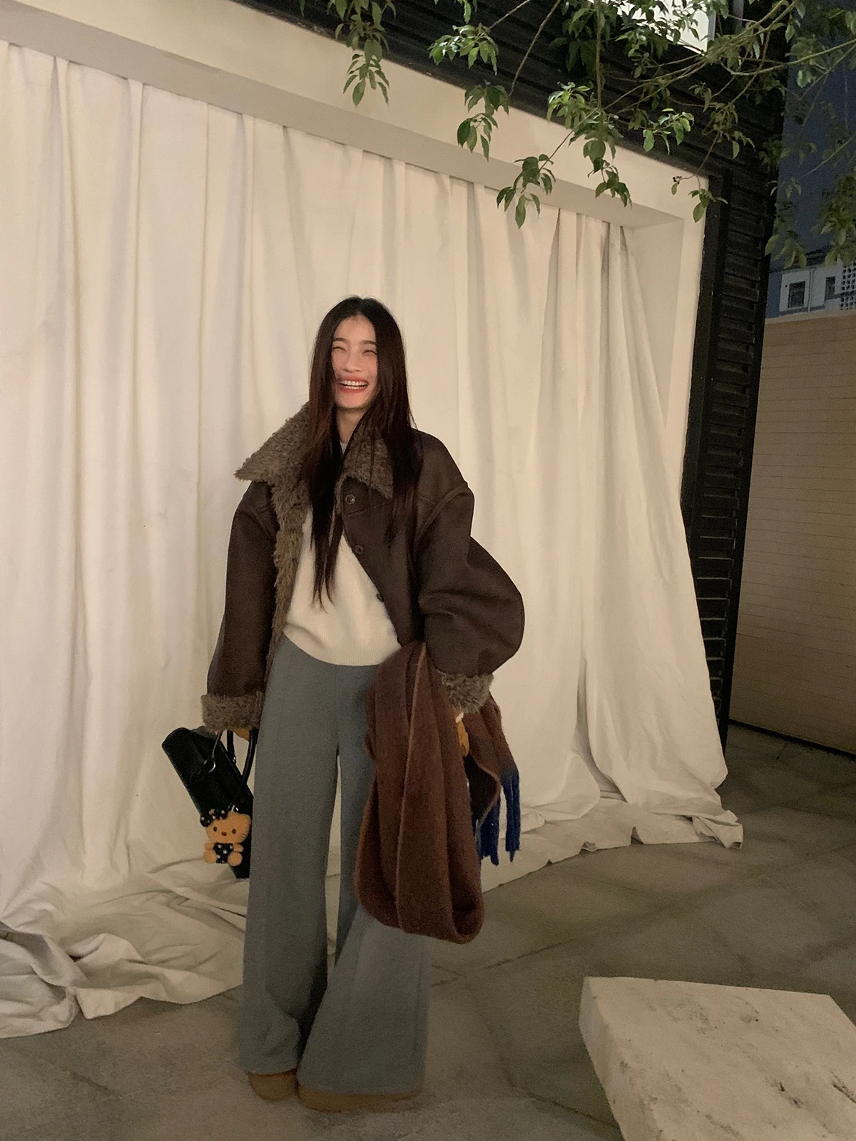 เสื้อโค้ทหนังเทียมแบบสวมใส่ได้สองด้าน  สำหรับผู้หญิง  ฤดูหนาว  สไตล์ลำลอง  ทรงหลวม  ย้อนยุค  บุซับใน  ผ้า PU  เป็นมิตรกับสิ่งแวดล้อม