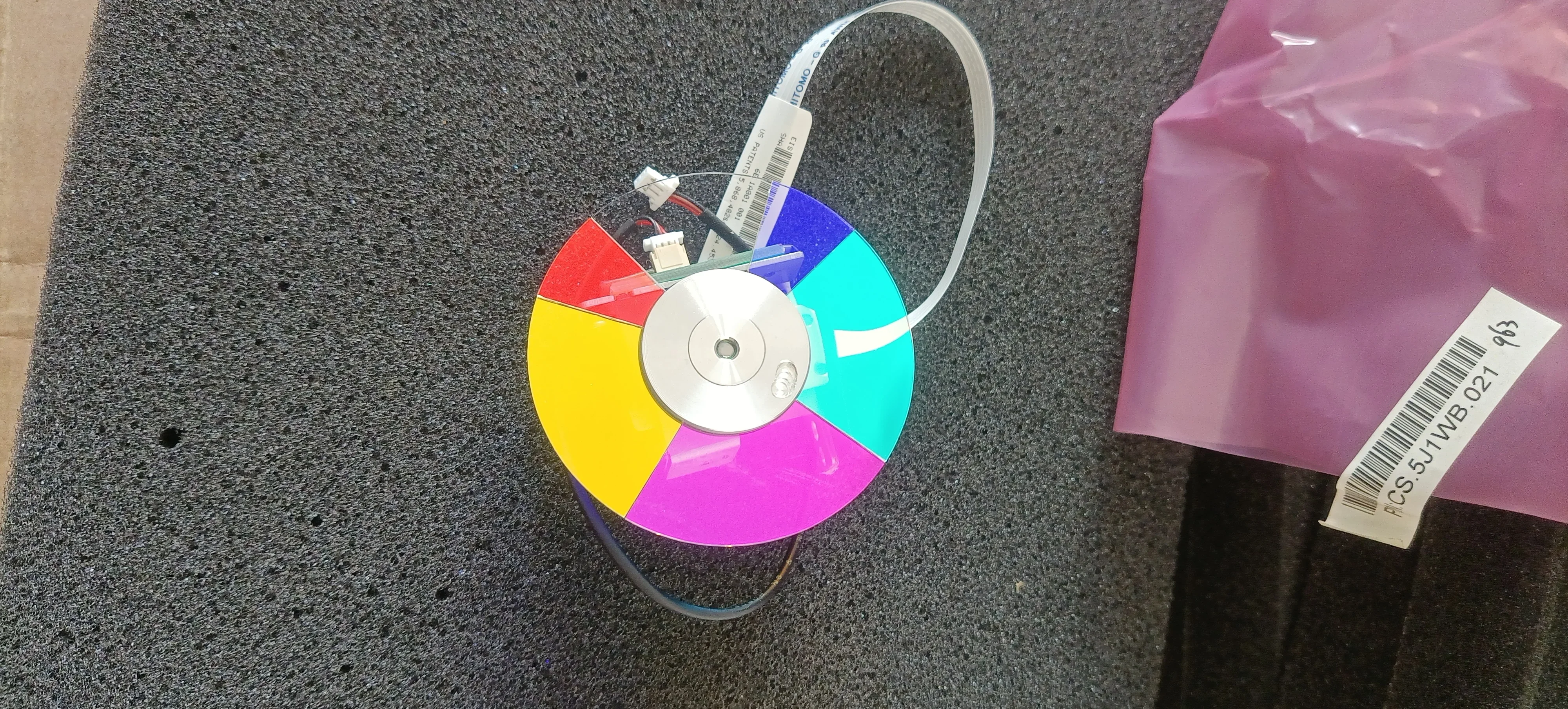

NEW Original REPLACEMENT Projector color wheel 102406096 6E.1A001.001 For BENQ SH963 SP6056 SU964 SH960 DLP Projector