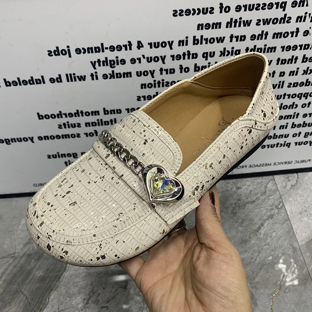 Modne damskie płaskie buty Plus Size Casual kobiece Mullers Antislip Designer Rhinestone damskie buty Bling Slip na mokasyny damskie