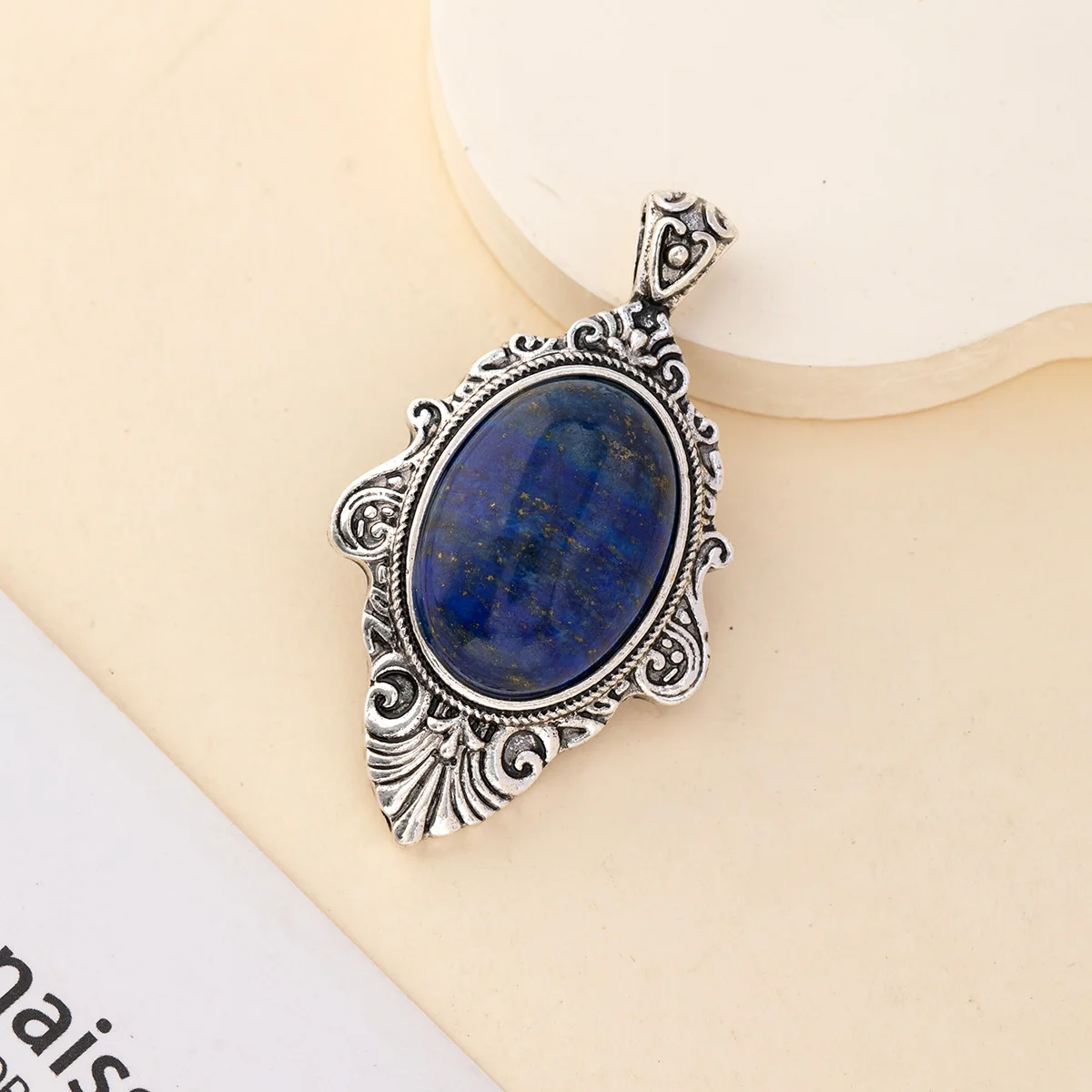 Exquisite Natural Stone Pendant Charms Natural Amethyst Green Aventurine Pendant for Women Jewelry Making DIY Necklace 55x30mm
