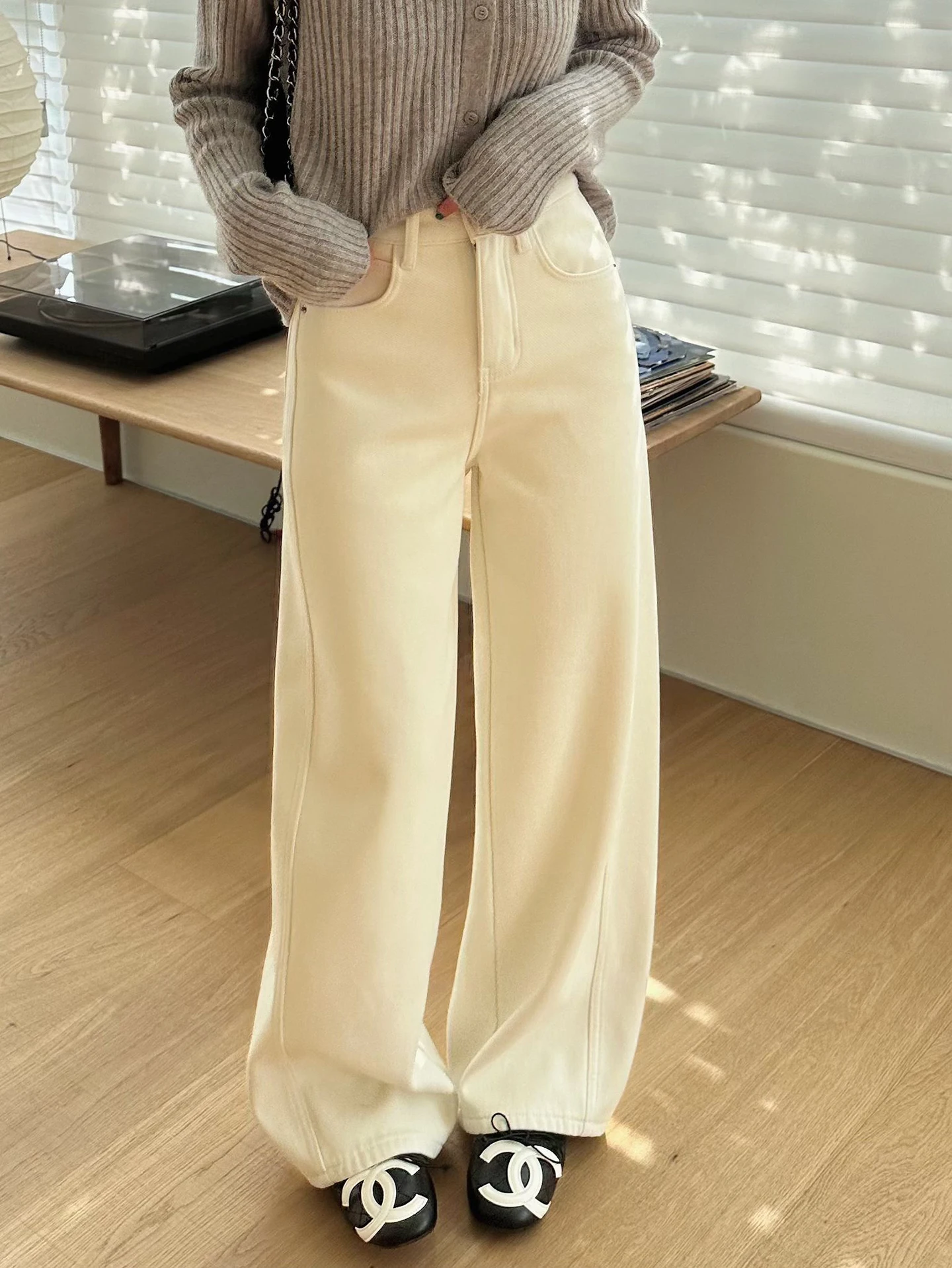 

Женские джинсы с высокой талией, на подкладке, расклешенные, свободного кроя, повседневные, из хлопка, теплые зимние, модные, премиум-класса