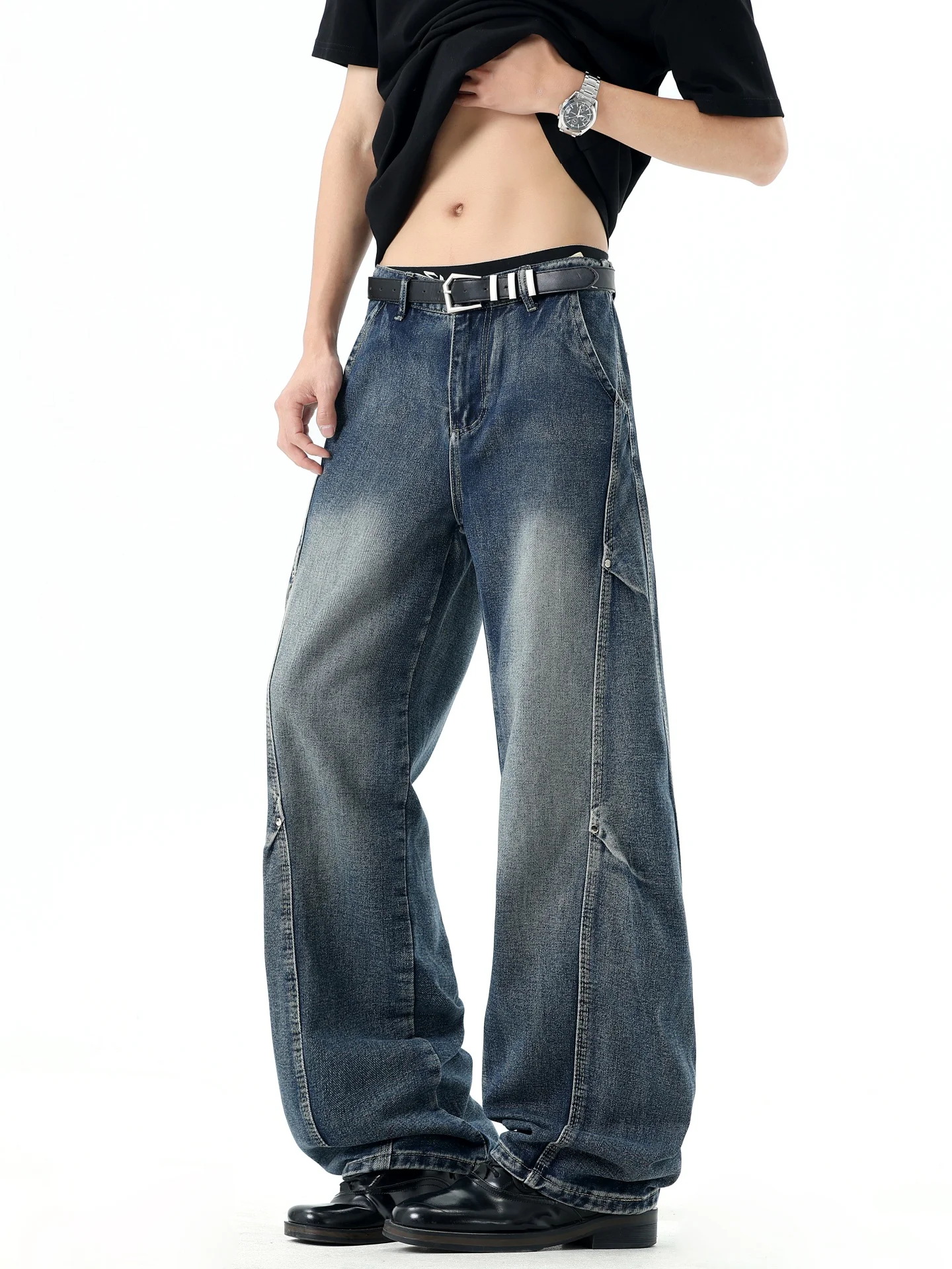 

Retro Streetwear Loose Fit Wide Leg Jeans Men's Fashionable Knife Design Rivet Detail Versatile Casual Straight Cut Jeans