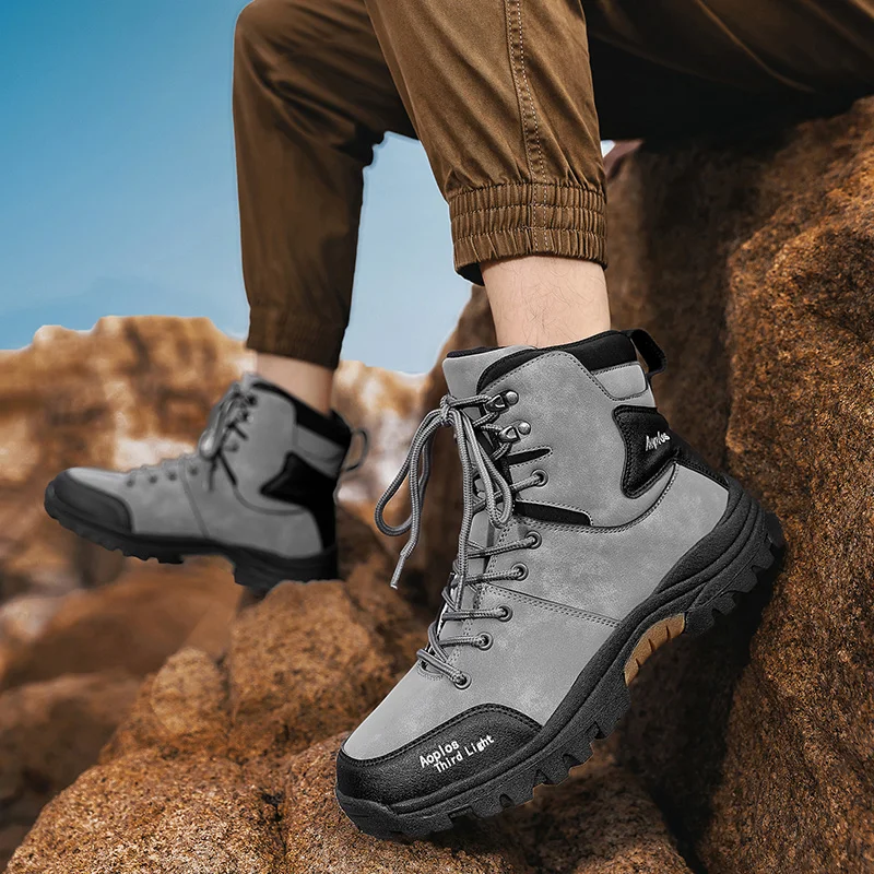 Men's High-Top Hiking Boots 4