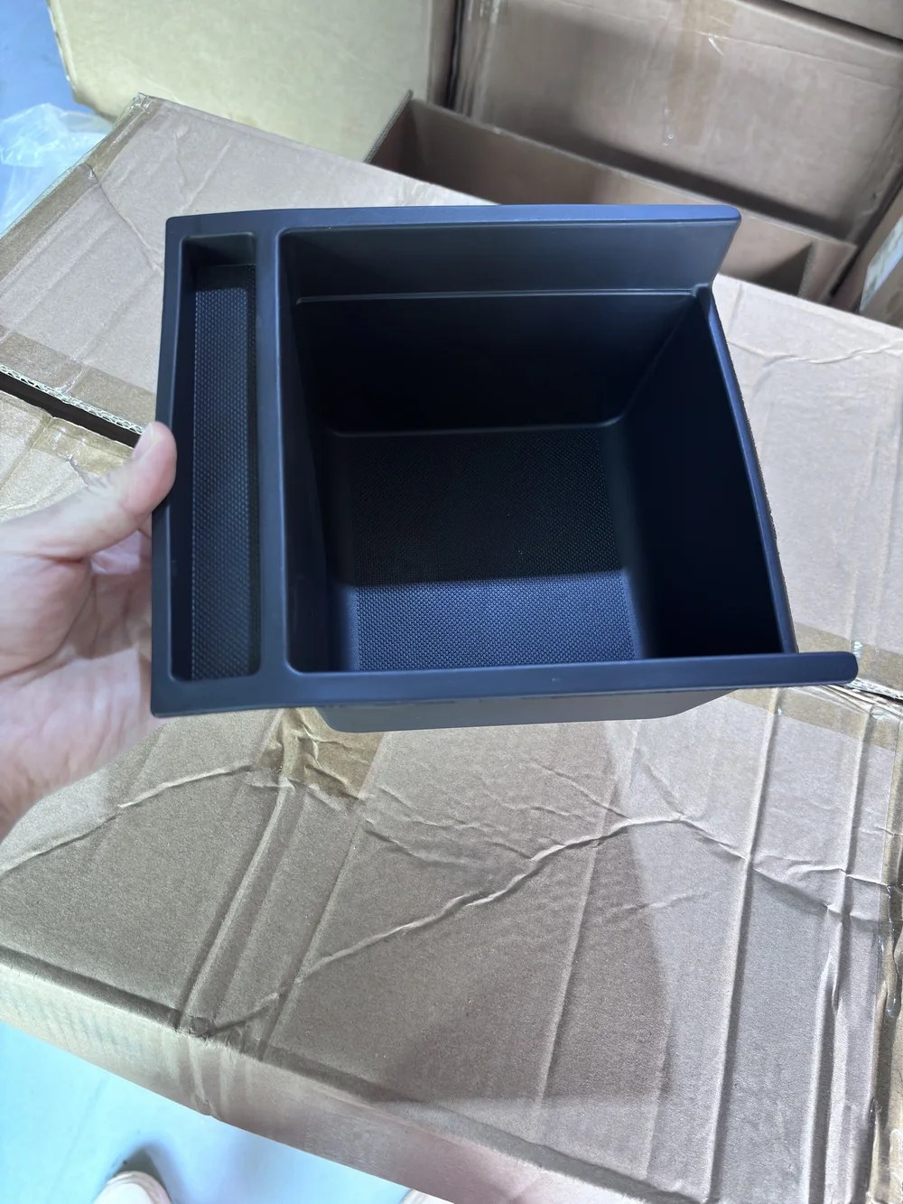 Für Tesla Model Y YL Juniper 2025 2026 Mittelkonsole Doppelschichtige Aufbewahrungsbox Armlehnen-Organizer Schiebefach Auto-Zubehör – Detail 8