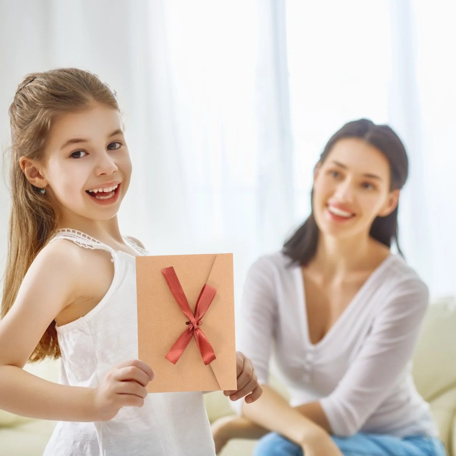 

10pcs Iridescent Paper Postcards Envelopes Colorful Bowknot Design For Wedding Invitations Reply Letters Greeting Cards Envelope