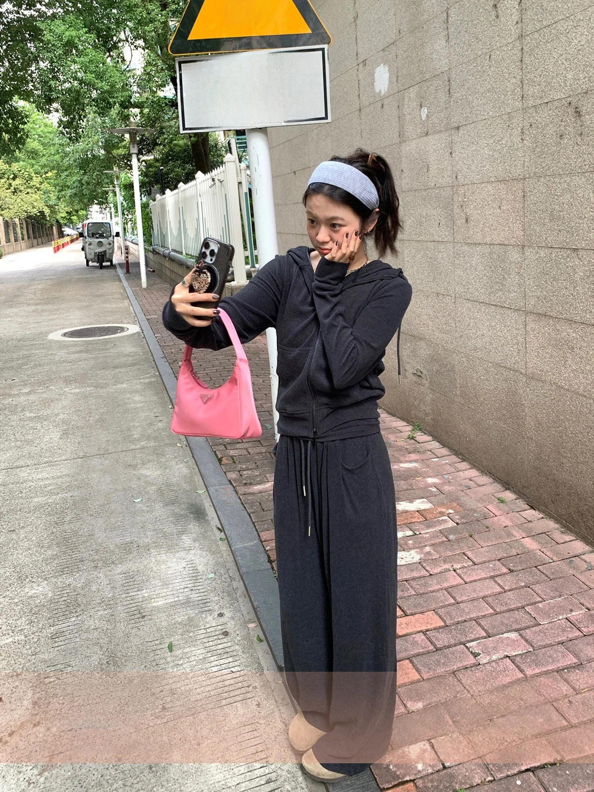 

Ladies Thiened Velvet Hoodie Vest Lazy Casual All-match Autumn Winter Loose Fit Cotton Knittedwear Home Comfort Warmth