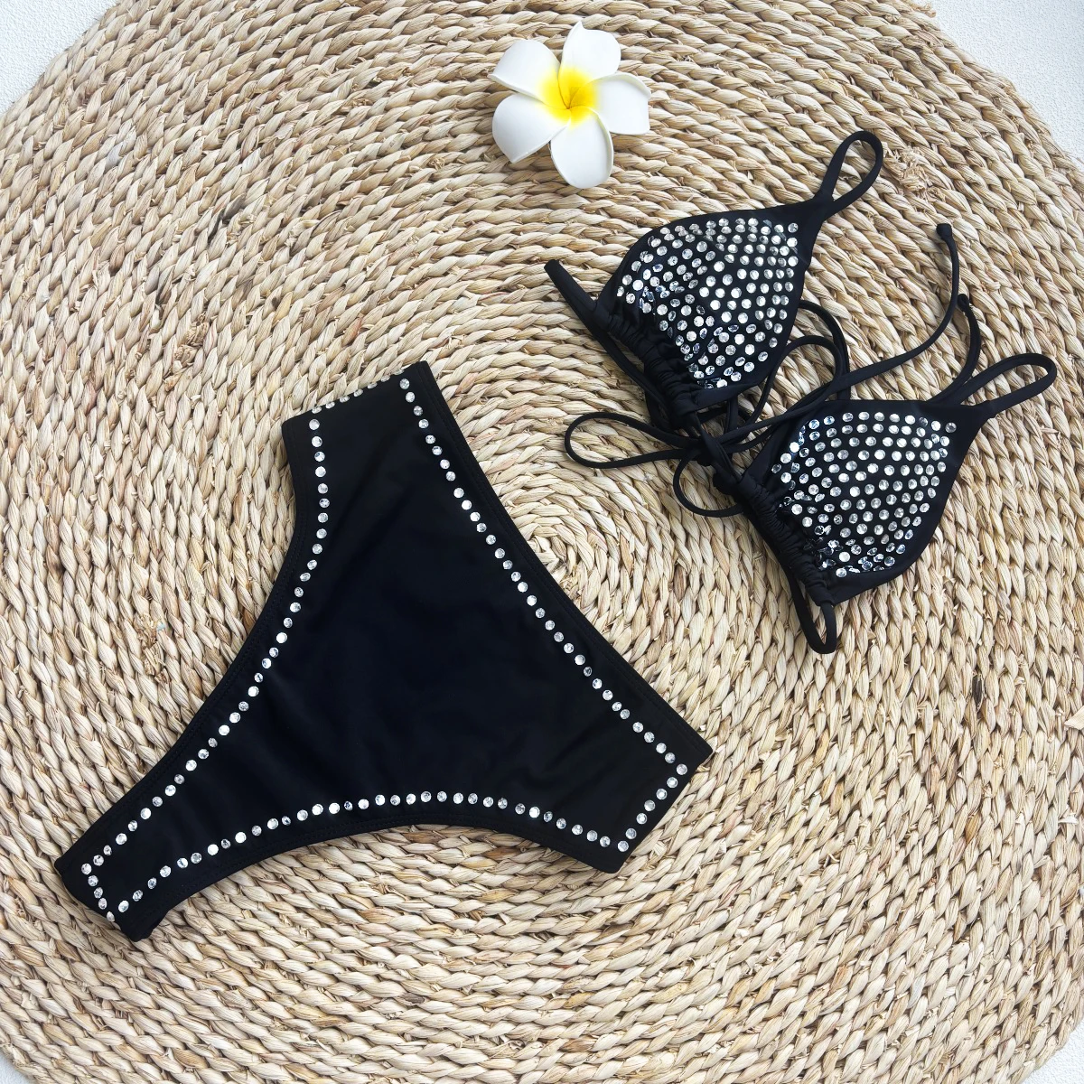 

2025 Bandeau Biquini Women Sexy Bikini Push Up Swimsuit Female Swimwear Shiny Diamond Swim Suit Halter Bathingsuit Beachwear