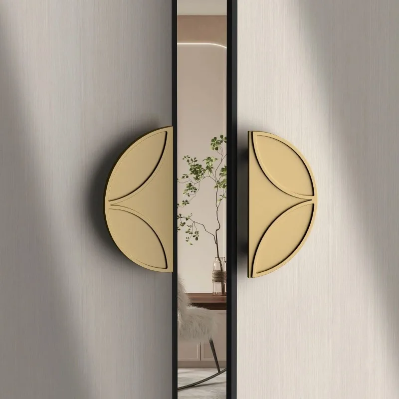 

Chinese Half Round Solid Wood Door Handle Hotel Clubhouse Private Room Door Handle Push Pull Double Open Glass Hotel