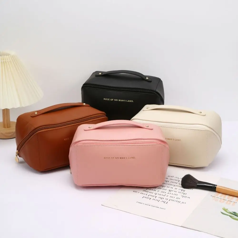 Grande capacidade portátil caso cosmético couro do plutônio multifuncional travesseiro saco de maquiagem portátil à prova dwaterproof água viagem saco de higiene pessoal ao ar livre