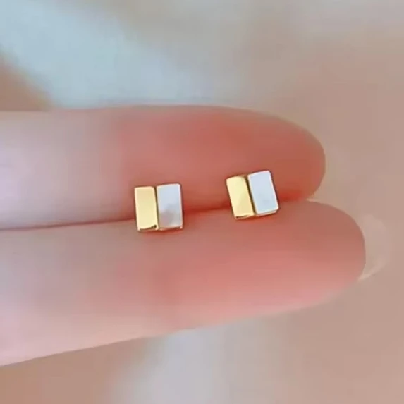 

PONYKISS стерлингового серебра 925 пробы мини квадратные глянцевые серьги-гвоздики для женщин модные ювелирные изделия минималистичные аксессуары