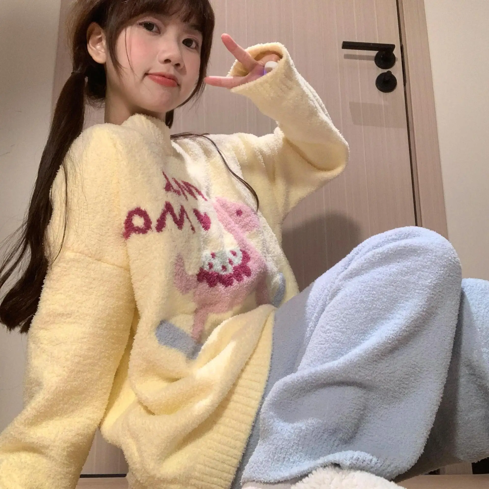 

Thickened Plush Knitted Sleepwear Cartoon Design Winter Home Clothes Set Soft Coral Fleece Youth Long Sleeve round Neck