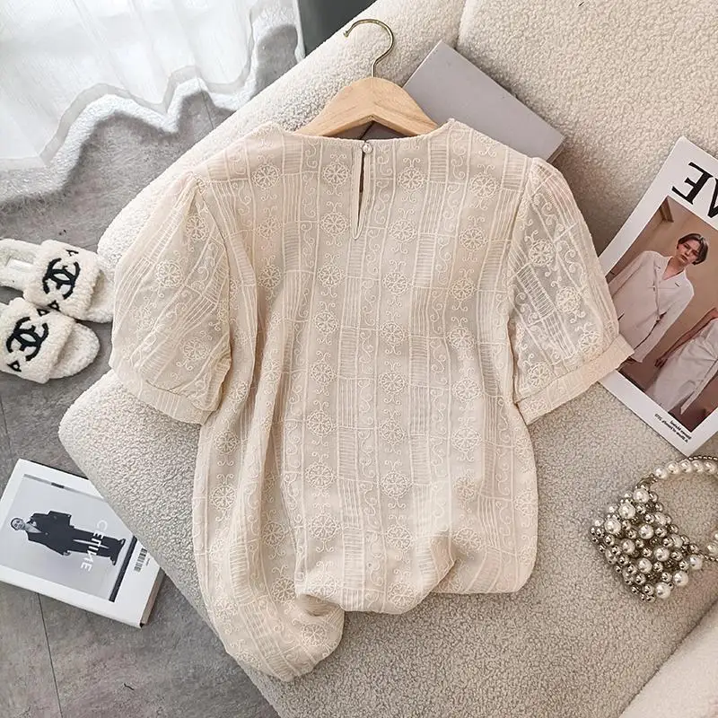 女性の夏のファッションレースパッチワーク無地 O ネック半袖シャツレディースシンプルオフィスレディオールマッチカジュアルトップス