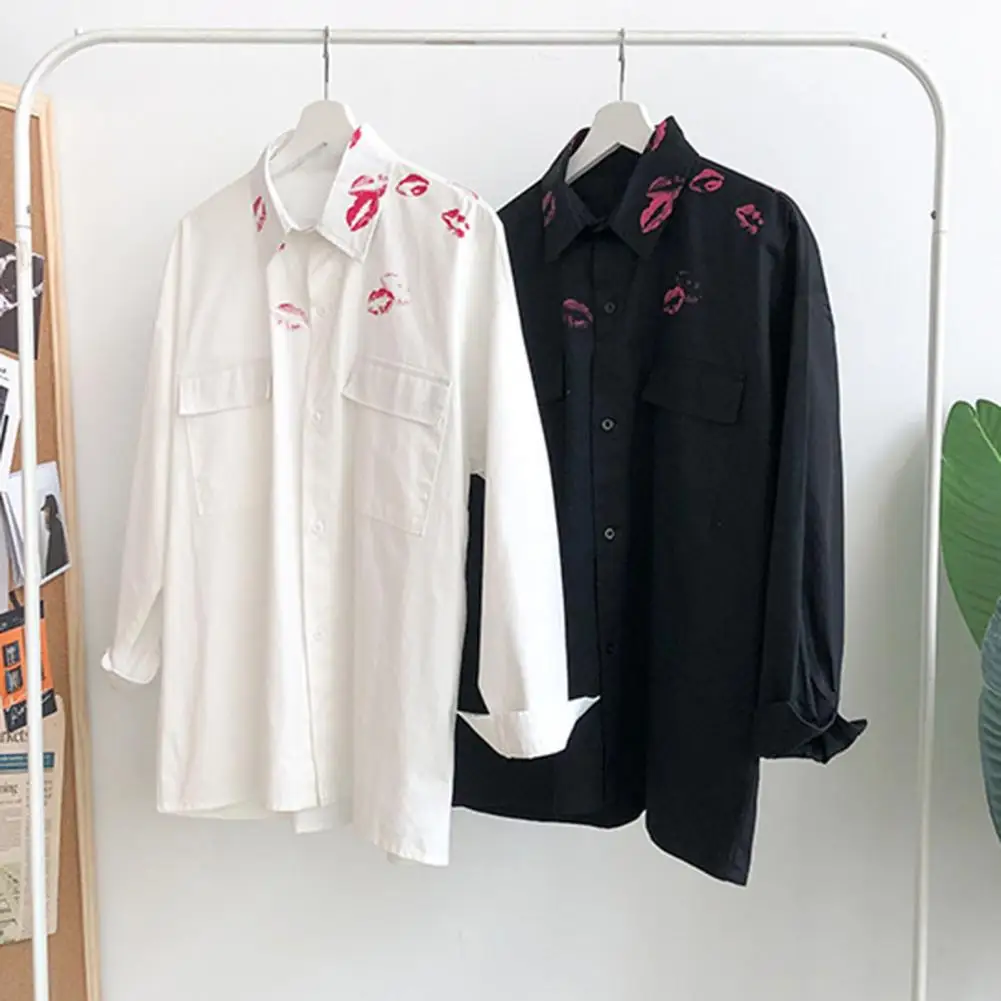 Chemise à col rabattu pour hommes, cardigan imprimé baiser, chemise de couple, streetwear respirant, degré rétractable, printemps