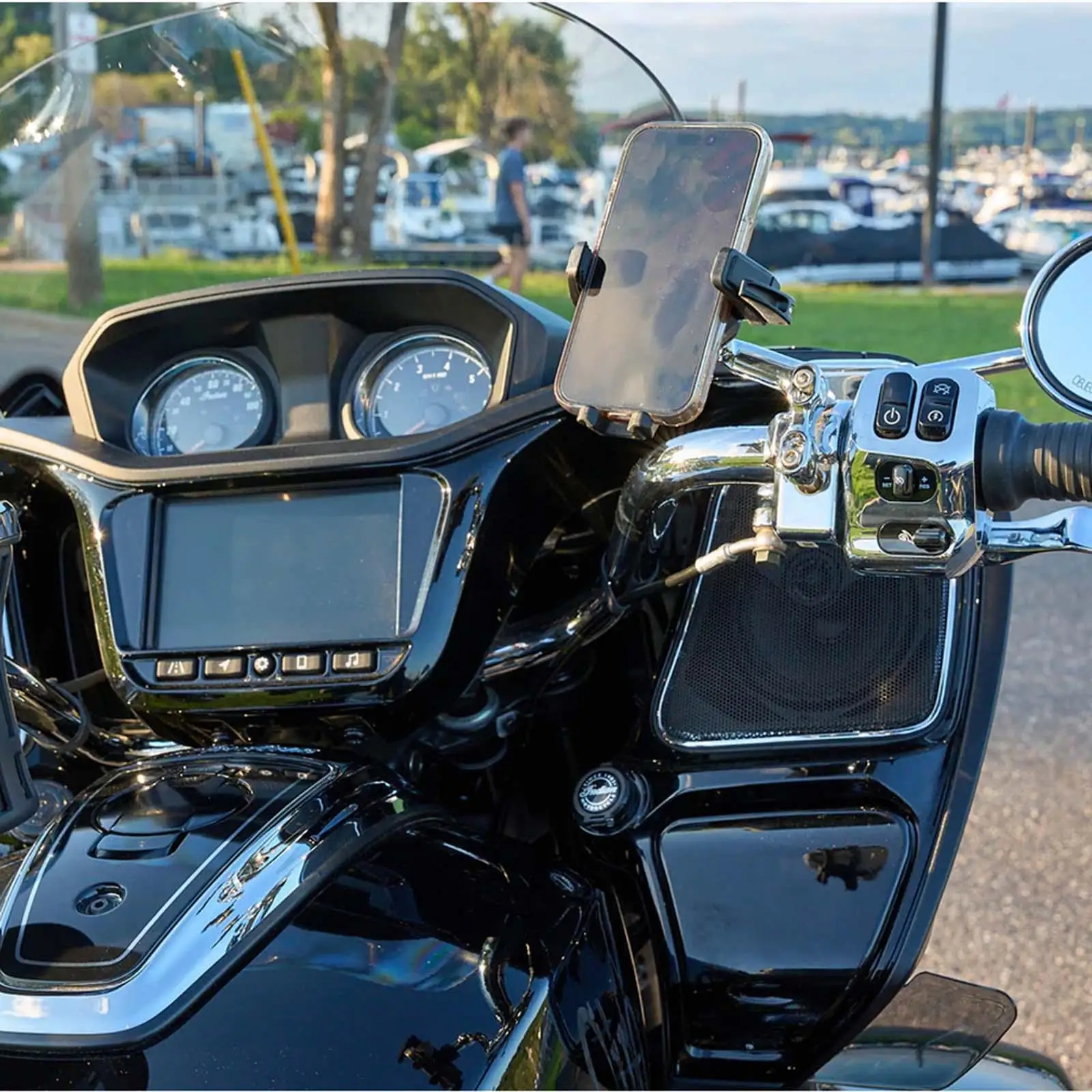 Anti Slip Motorcycle Phone Holder Offset Perch Mount Bracket Cradle Easy Installation Compact for RH975 RH975S RH1250S