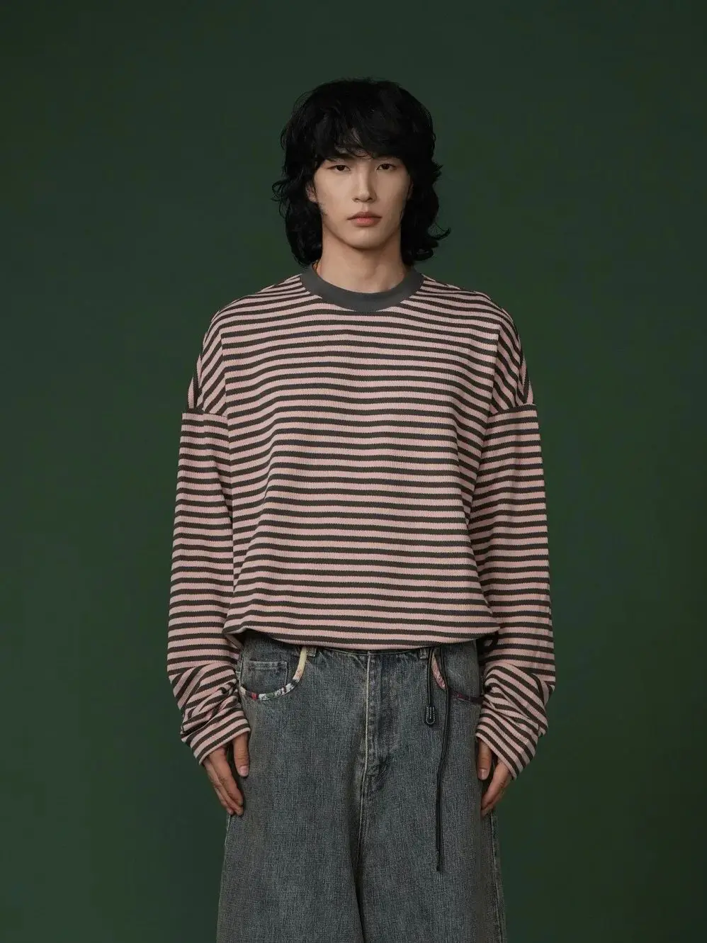 A NEW STUDIO designer's original trendy brand wide-fit oversized horizontal-striped long-sleeved T-shirt