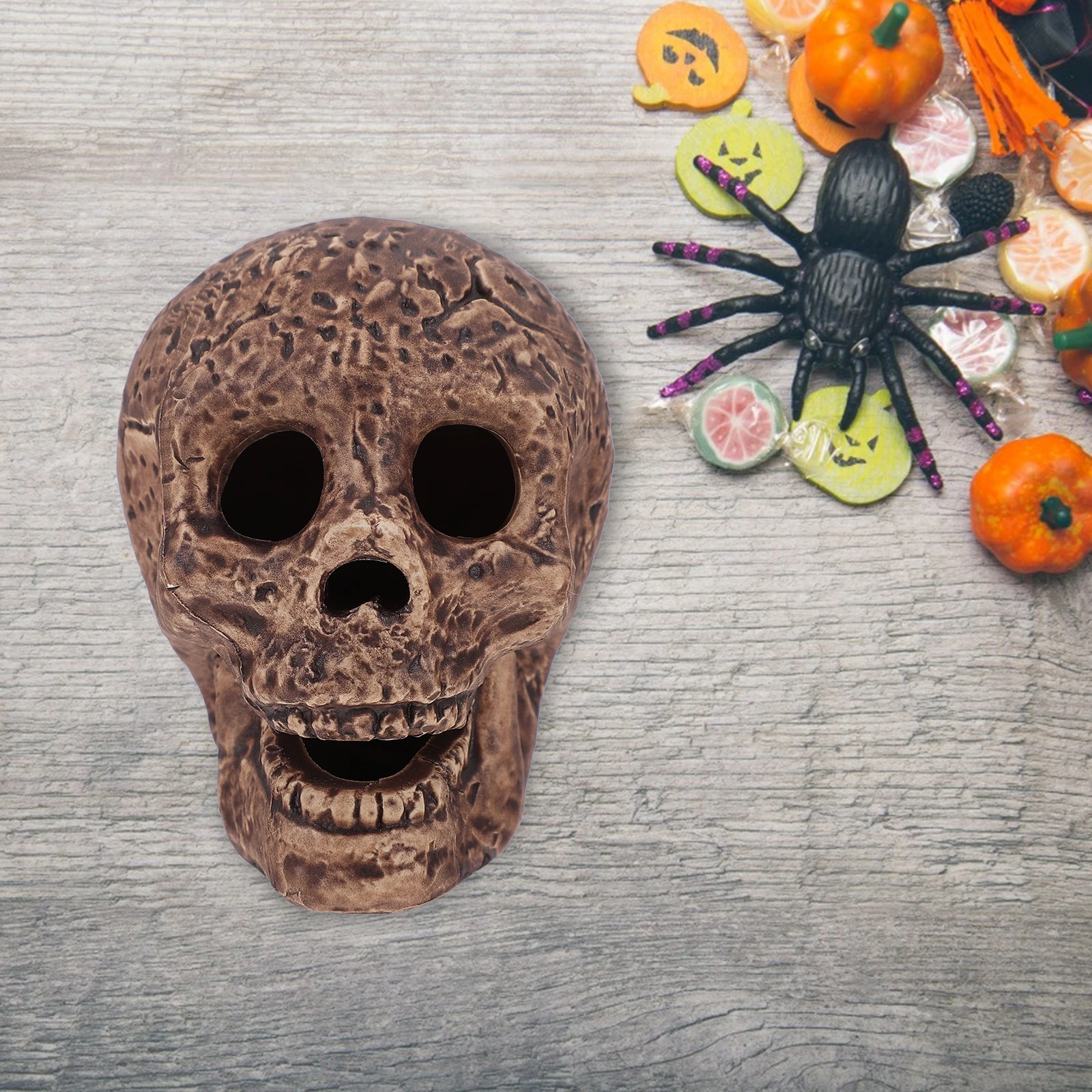 

2Pcs Ceramic Skull Head Halloween Decor Scary Realistic Props for Home Bar Cafe Fireplaces Halloween Skull Head Statue