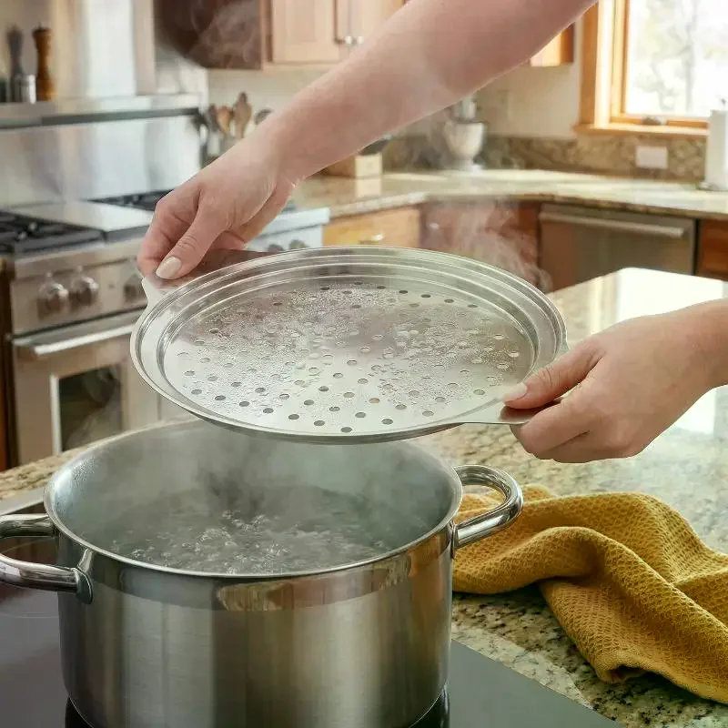Stainless Steel Spaetzle Maker Lid With Scraper Traditional German Egg Noodle Maker Pan Pot Spaghetti Strainer