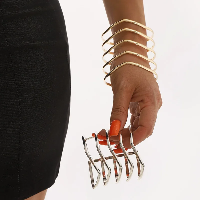 سوار معدني مبالغ فيه، سوار مخطط مخصص مفتوح على الوجهين، سوار معدني عصري، سوار.