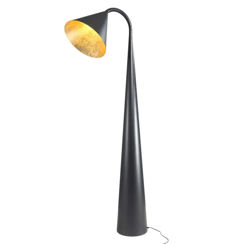 Nordic simple living room floor lamp post-modern creative hotel clubhouse cafe bedroom bedside speaker floor lamp