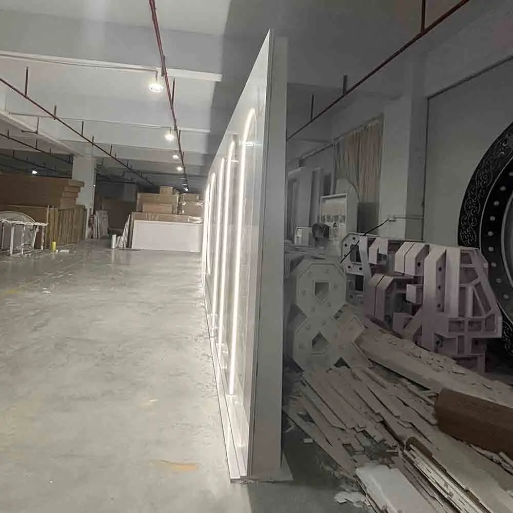 

FSDKX Customized Arc Arch Backdrop White PVC Wedding Stage Backdrop with Led Light 3D Background for Weddings and Parties