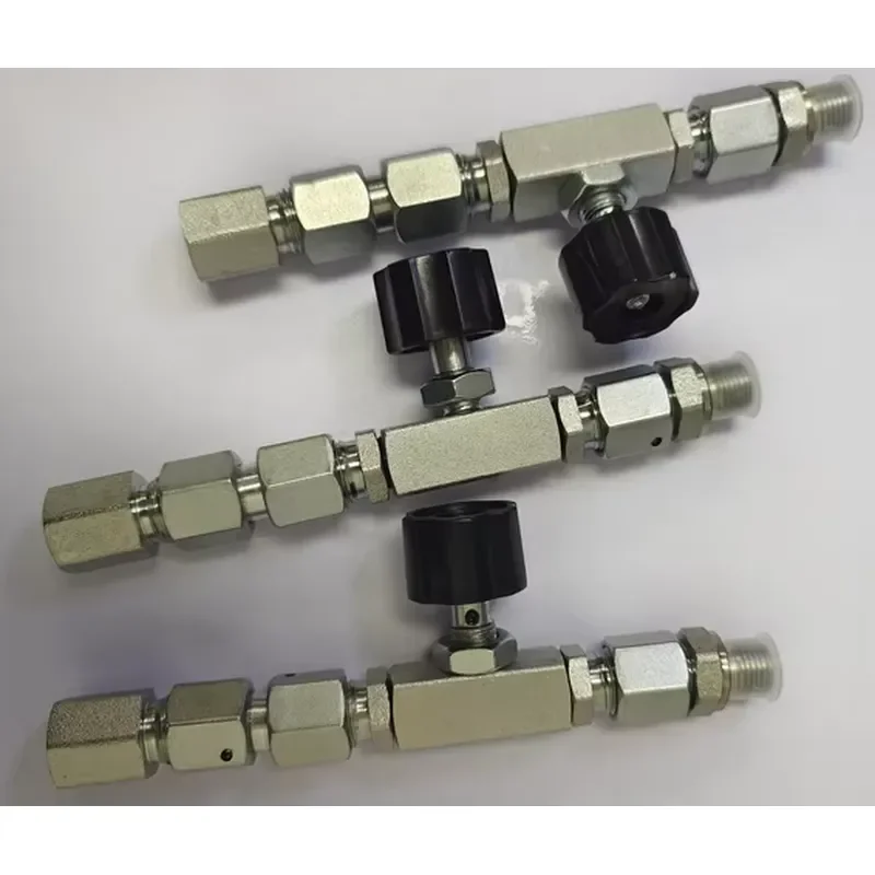 Adjustable valve type two-way bellows hydraulic flow control valve with connector, 250 bar, for construction machinery