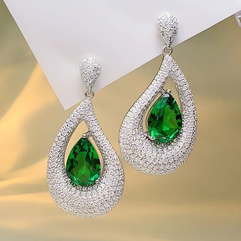 

Модный нишевый легкий роскошный комплект колец с цветком из стерлингового серебра 925 пробы с высокоуглеродистыми бриллиантами для универсальной свадьбы