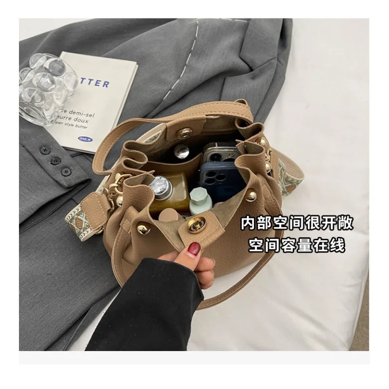 2026 New Versatile Bucket Bag Broadband Shoulder Messenger Bag Women's Handbag
