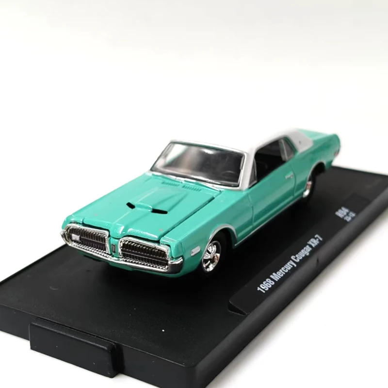 

Bulk 1:64 Scale 1968 Mercury Cougar XR-7 Muscle Car Alloy Car Model Static Collection Decorated Holiday Gifts Toys