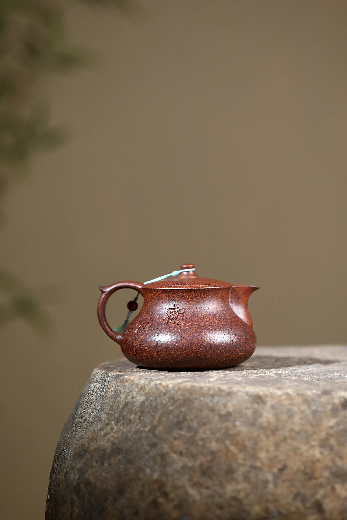 Handmade Yixing Zisha Teapot, Raw Ore Dragon Bone Gold Sand Wood-fired Guanshan Jingquan Pot, Premium Chinese Gongfu Teaware