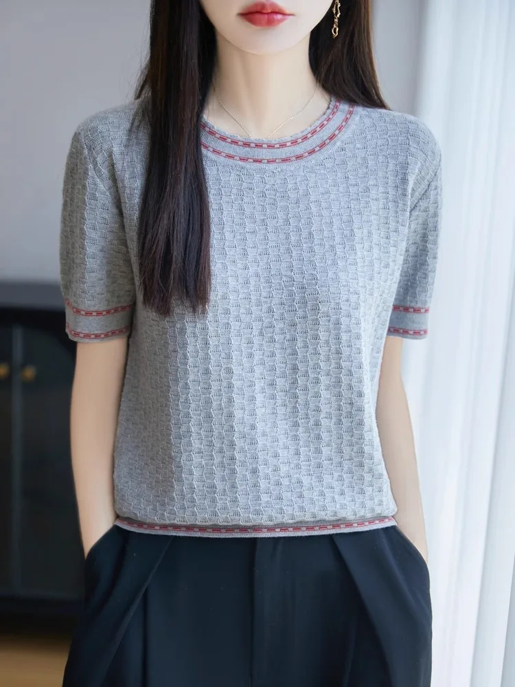 قميص نسائي قطني مريح وفضفاض بأكمام قصيرة وياقة مستديرة مع تصميم مفرغ من القطن الخالص #3