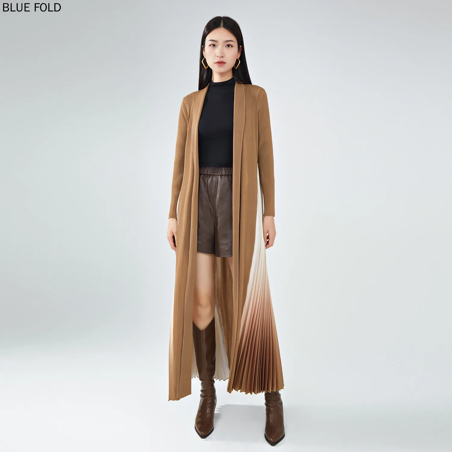 

MIYAKE Long Trench Coat for Women, Lady Style Coat, Drapey Women's Coat, Irregular Gradient Splicing, PLEATS Windbreak, High-end