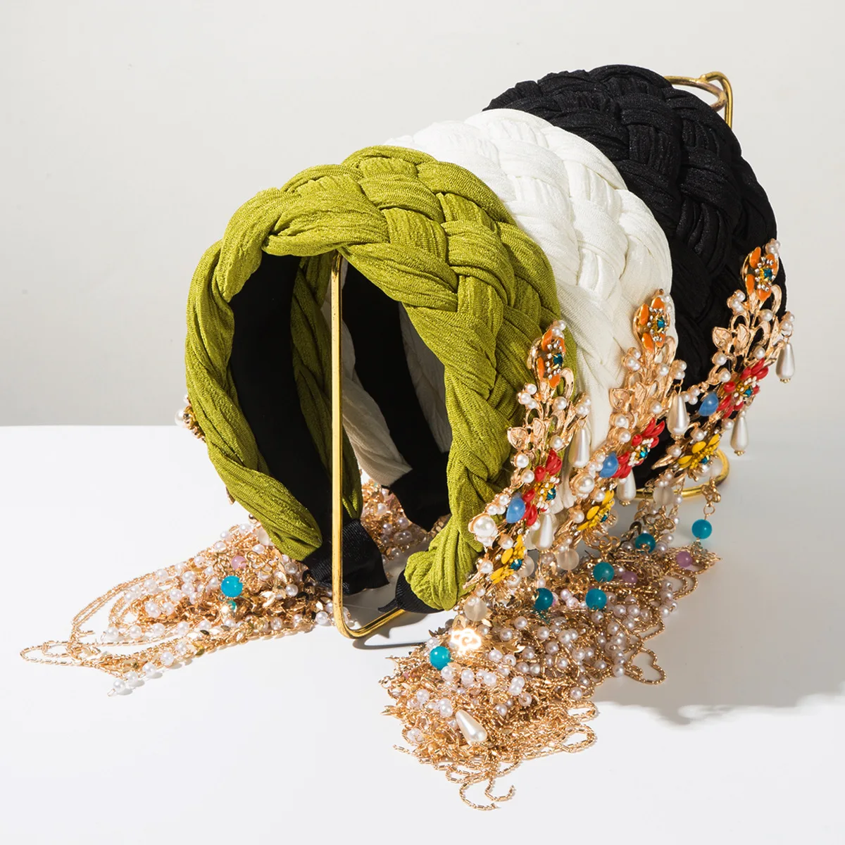 

Простая плетеная вручную повязка на голову в этническом стиле, универсальная, с бахромой, металлическими вставками и жемчужными цветами, аксессуары для волос, женские украшения для волос.