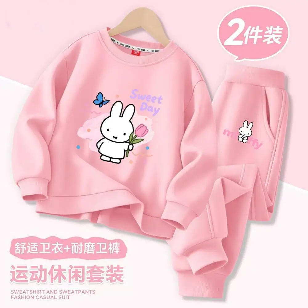 

Новый комплект из двух предметов: толстовка с круглым вырезом и штаны Miffy, детская свободная и удобная спортивная одежда в мультяшном стиле с принтом