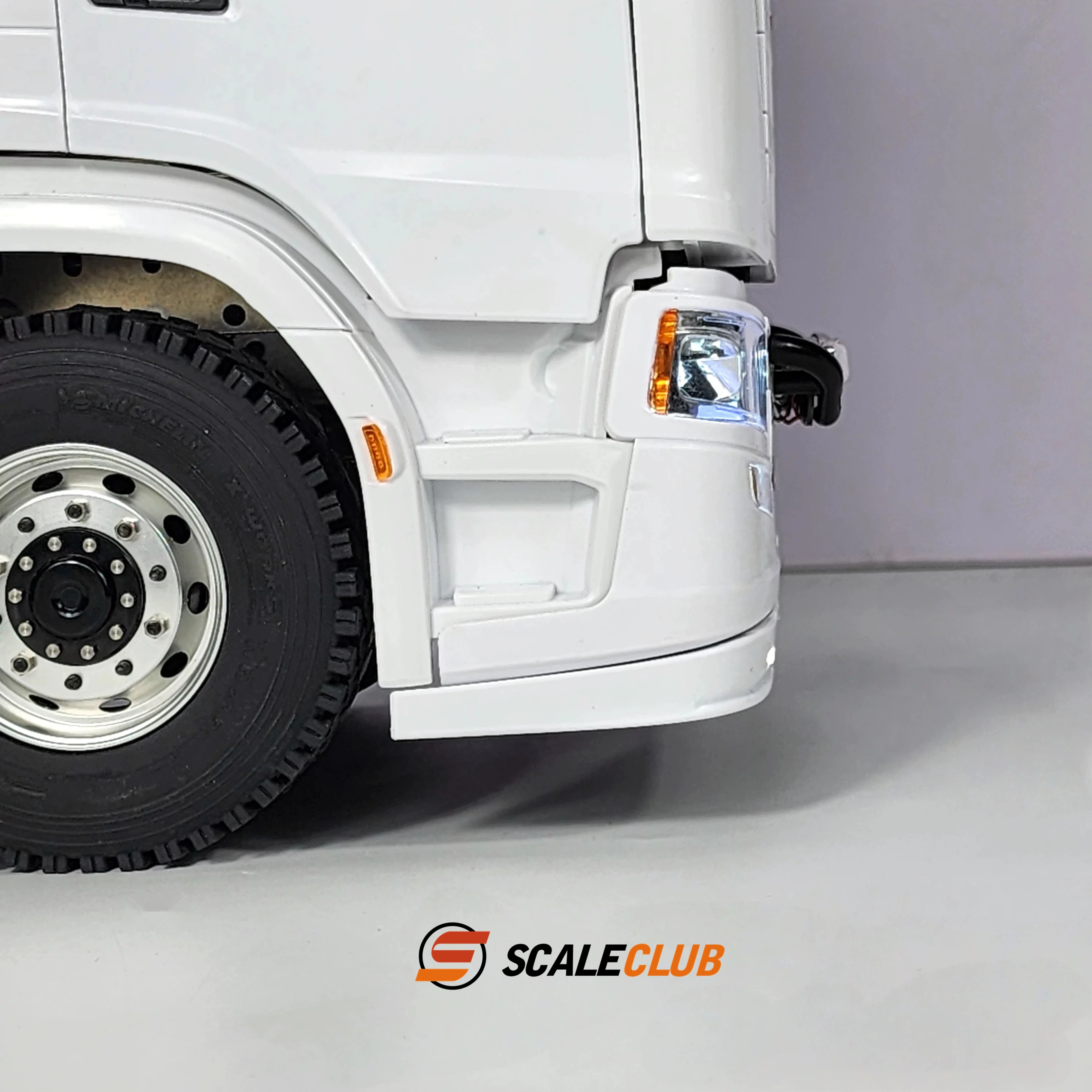 SCALECLUB 1/14 Tamiya 770s Cab Bottom Upgrade Lower Spoiler with Lights